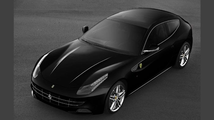 Η Ferrari FF Dressage διαθέτει αμάξωμα σε μαύρο (Black Piano Nero) χρώμα, είναι και εδώ το εσωτερικό είναι δύο τόνων.